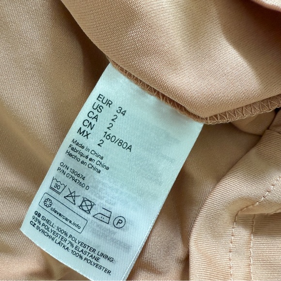 Flowy Dress - Picture 7 of 9